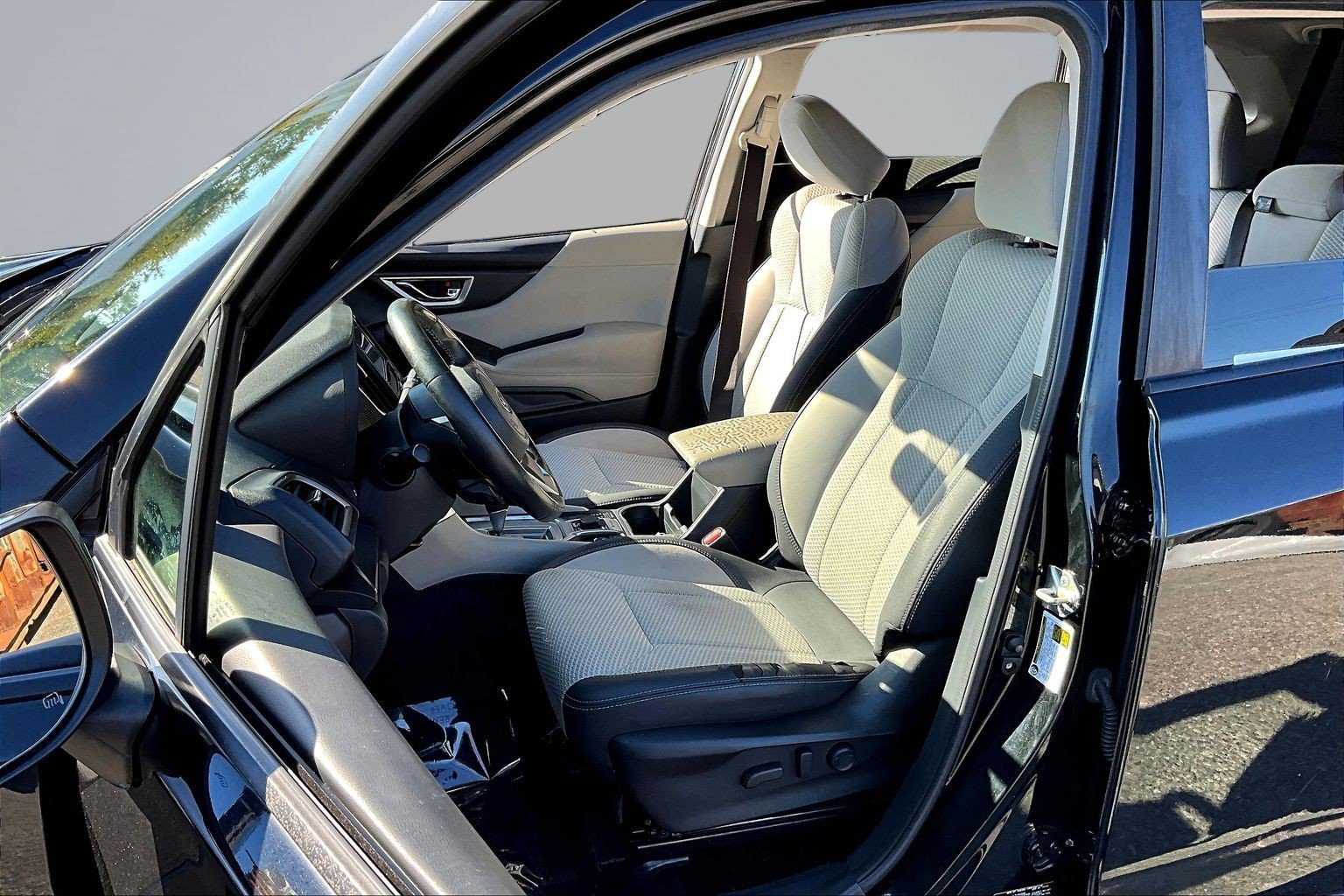 Used 2020 Black Subaru Premium image 19