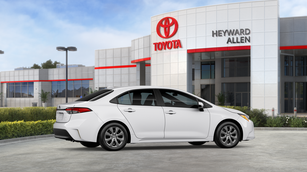 New 2026 Ice Cap Toyota LE image 64