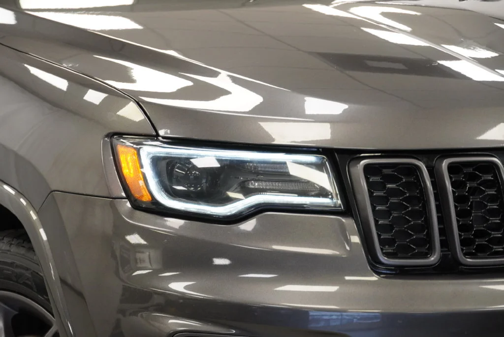 Certified Used 2021 Gray Jeep Limited image 10