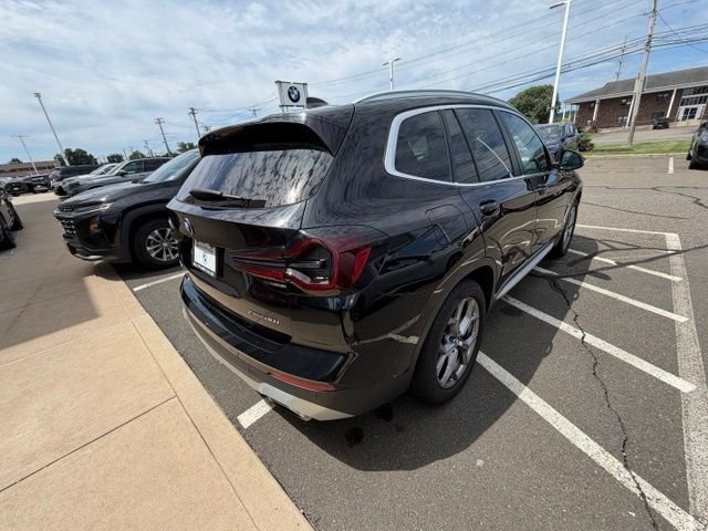 Used 2023 Black BMW xDrive30i image 7