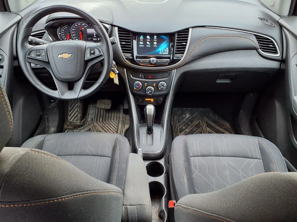 Used 2017 Black Chevrolet LT image 10