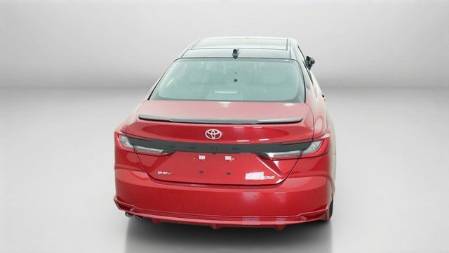 New 2026 Supersonic Red with Midnight Black Metallic roof Toyota XSE image 12