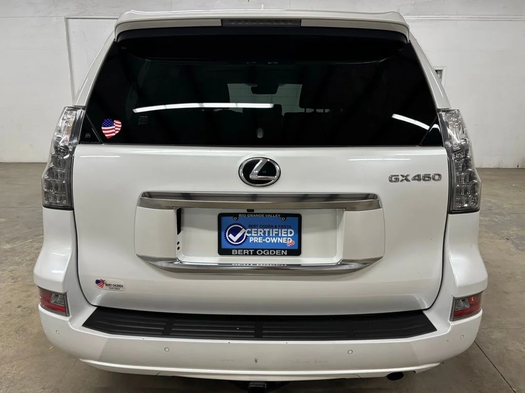 Used 2023 White Lexus 460 image 7