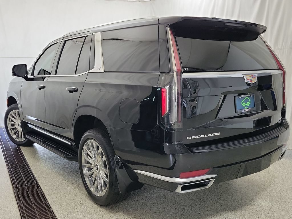 Used 2023 Black Raven Cadillac Premium Luxury image 8