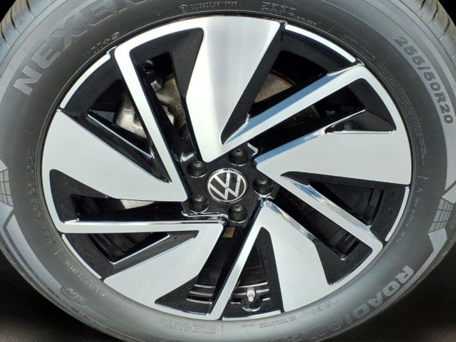 New 2026 Pure Gray Volkswagen SE w/Technology 4M image 5