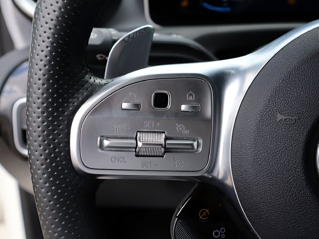 Used 2020 Polar White Mercedes-Benz Base image 33