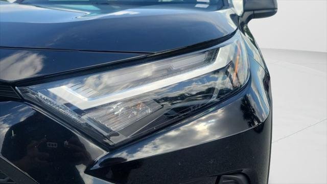 Certified Used 2025 MIDNIGHT BLACK METALLIC Toyota  image 25