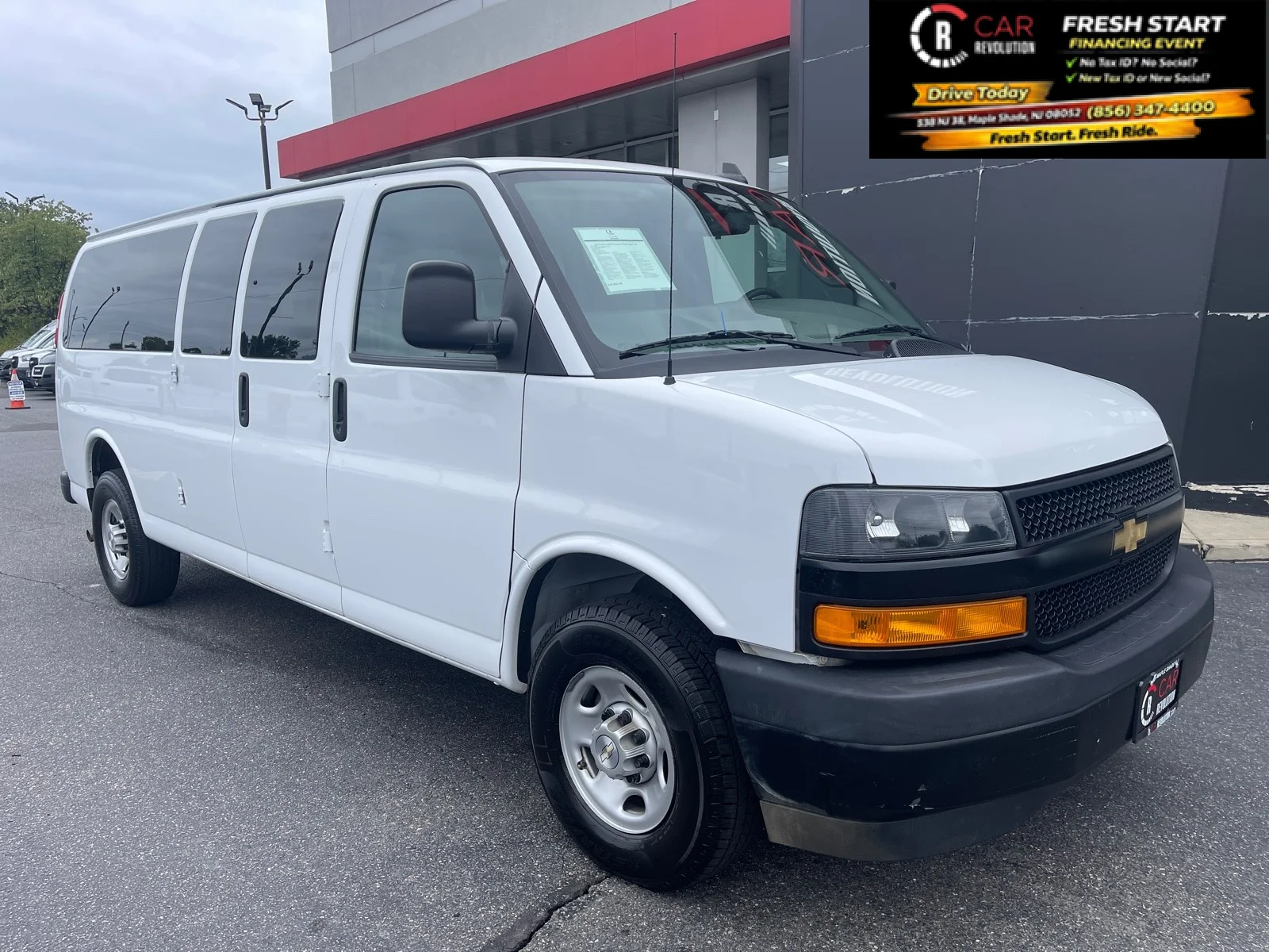 2023 Chevrolet Express 3500 LS Extended's photo