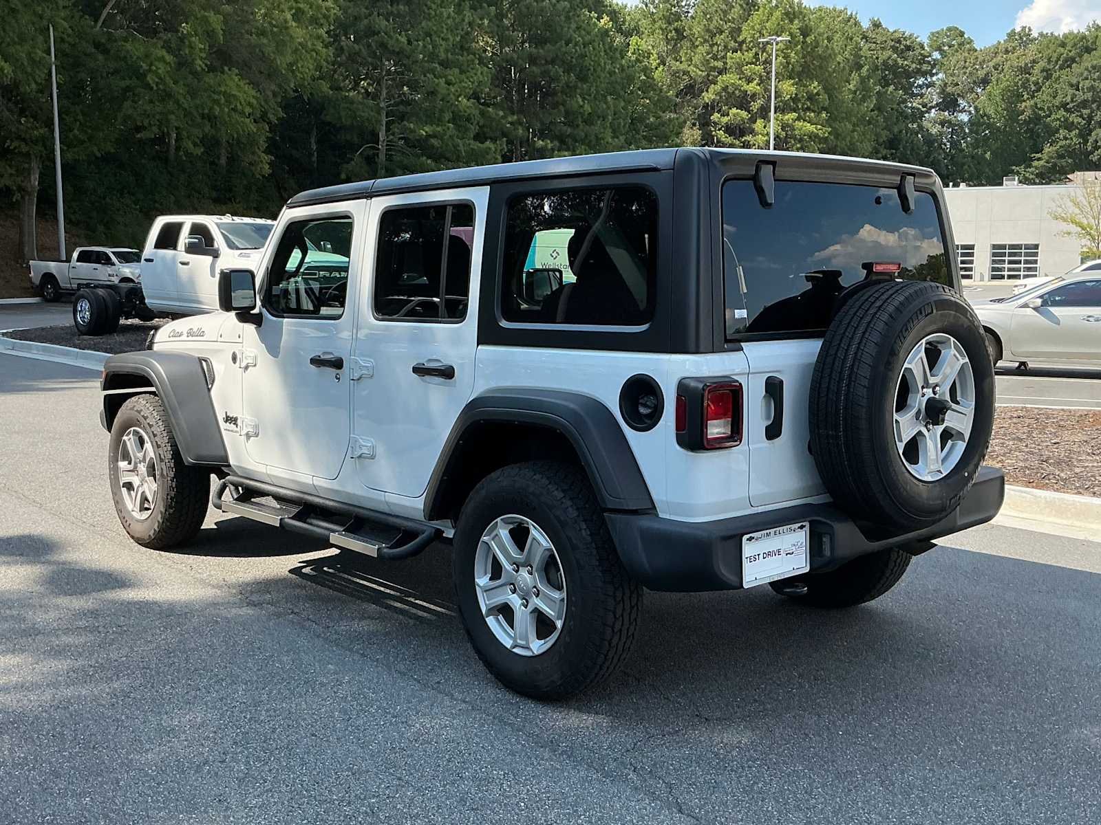 Used 2023 Bright White Clearcoat Jeep Sport S image 3