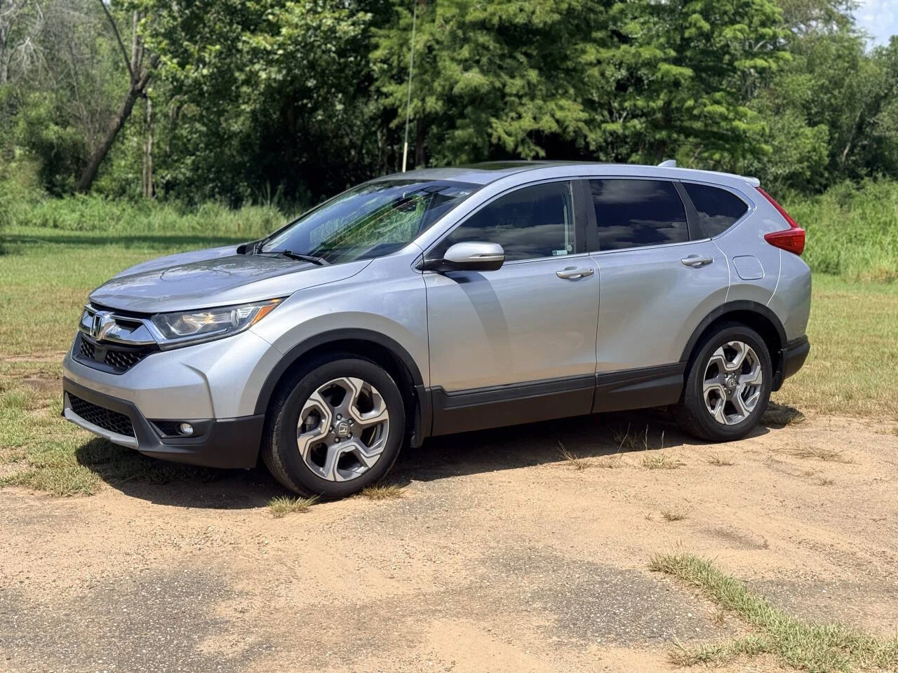 Used 2018 Silver Honda EX L 4dr SUV image 1