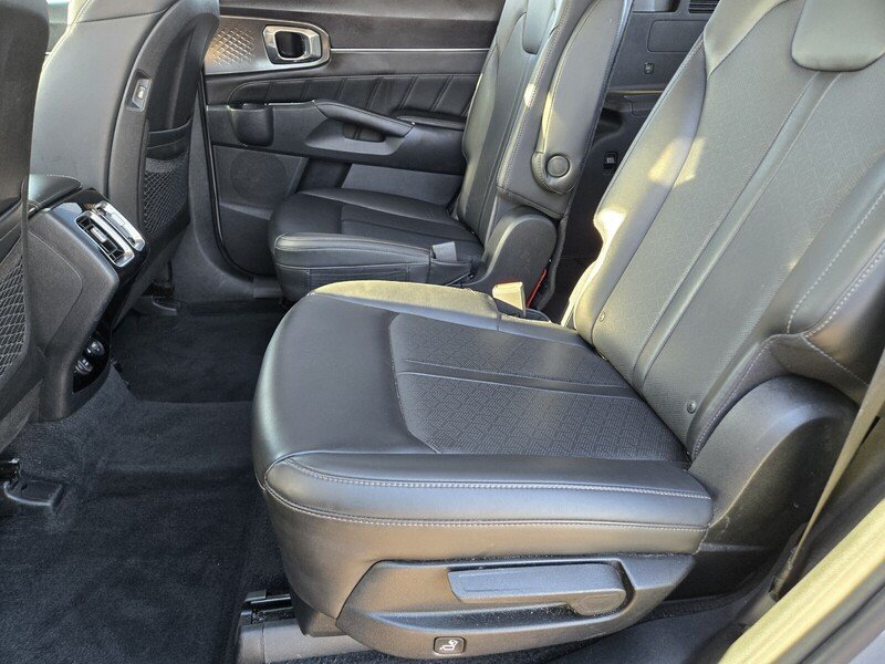 Used 2023 Gray KIA SX FWD image 10