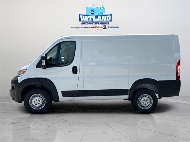 New 2026 Bright White Clear-Coat Exterior Paint RAM Tradesman image 2
