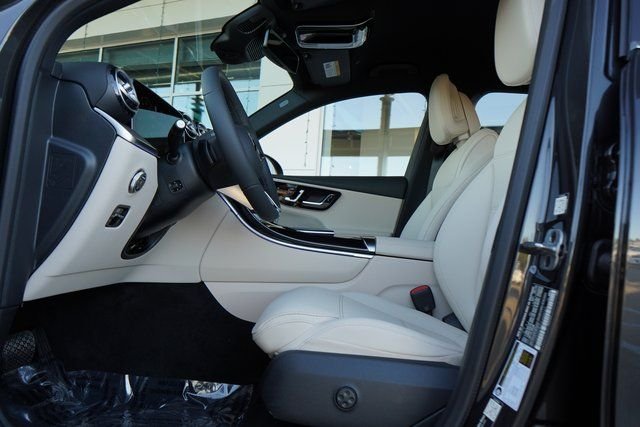 New 2026 Graphite Grey Metallic Mercedes-Benz GLC 300 image 24
