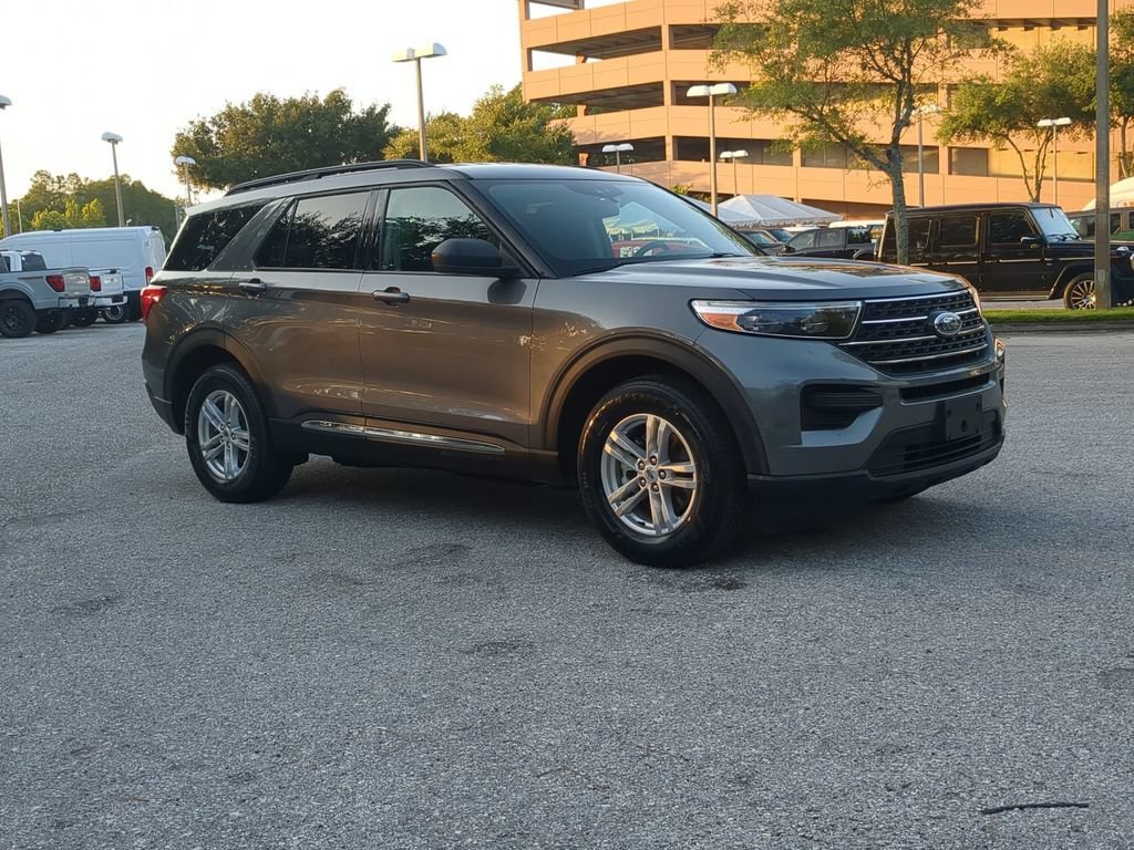 Used 2023 Carbonized Gray Metallic Ford XLT image 35
