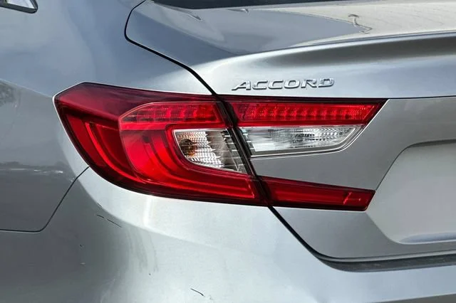 Certified Used 2022 Lunar Silver Metallic Honda LX image 65