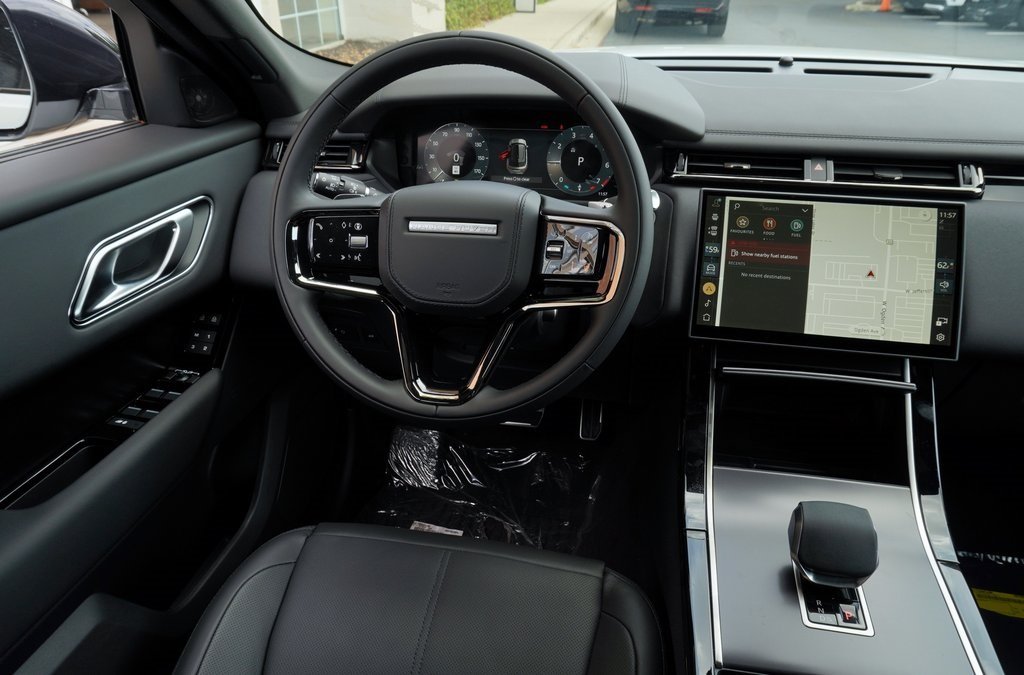 2026 LAND ROVER RANGE ROVER VELAR - Image 15