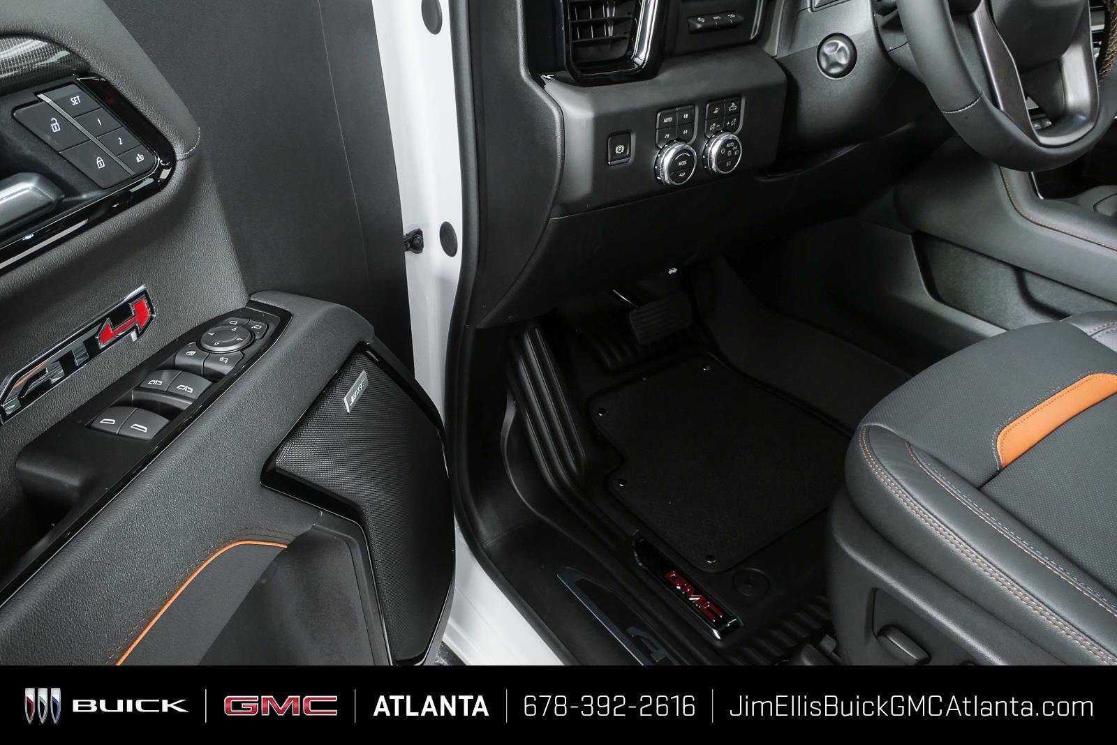 New 2026 Summit White GMC AT4 image 8