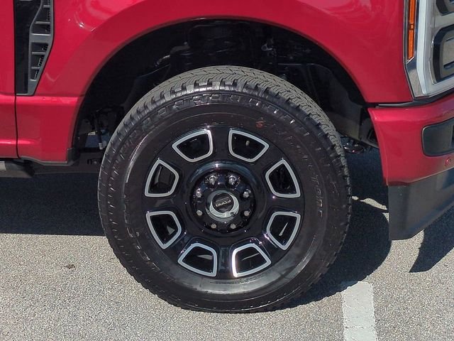 2025 Ford F-350 Super Duty Platinum - Photo 10