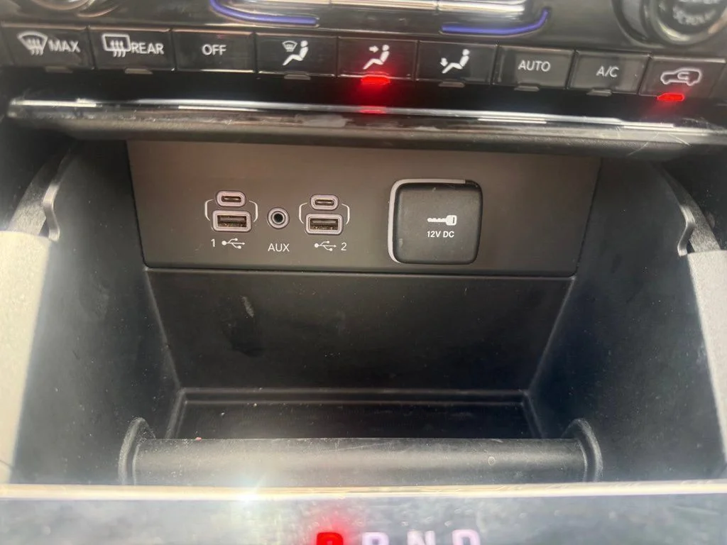 Used 2023 White Jeep Limited image 25