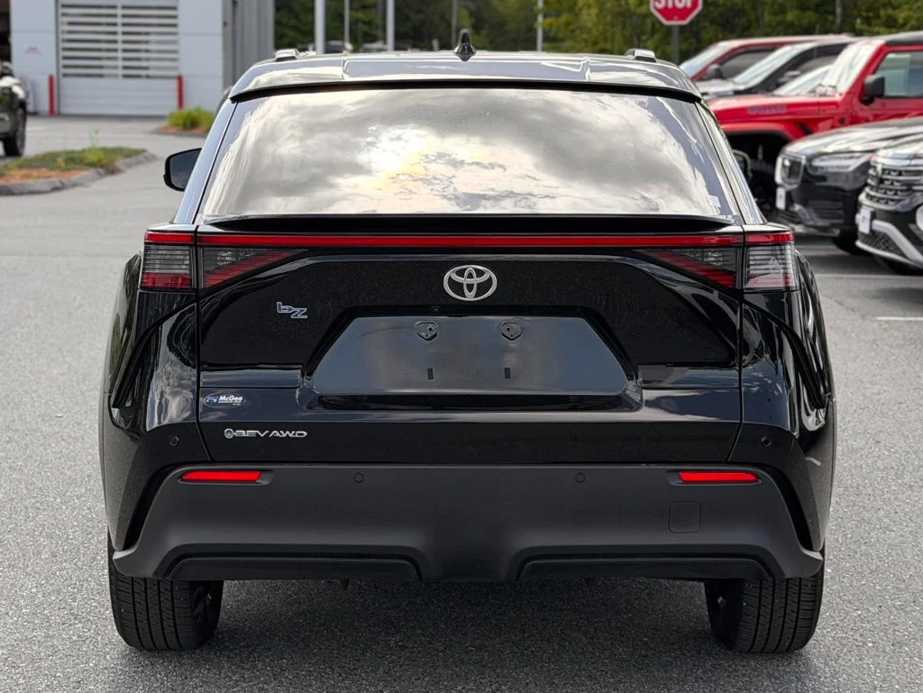 Used 2026 Black Toyota XLE image 4