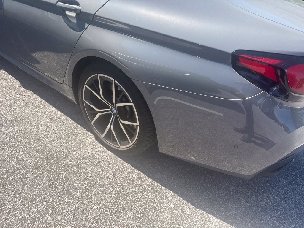 Used 2021 Gray BMW M550i xDrive image 7