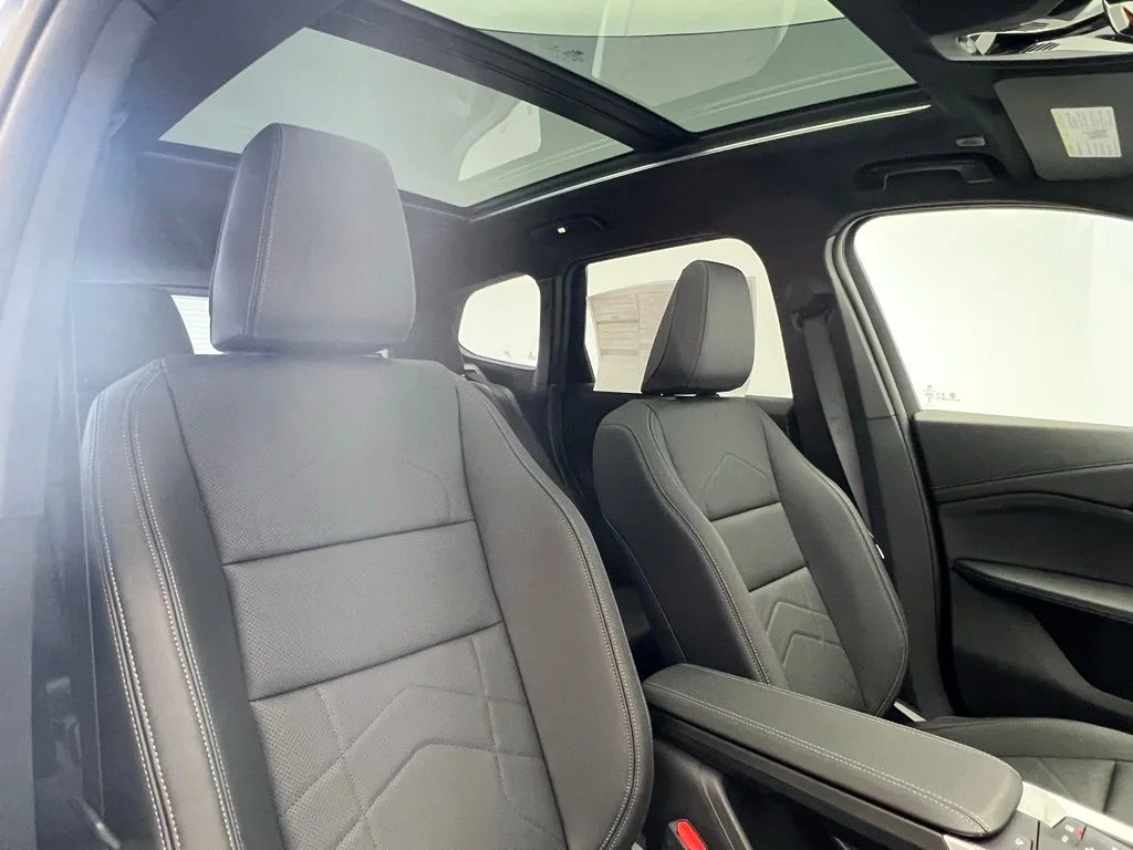 2025 BMW X1 28i - Photo 8