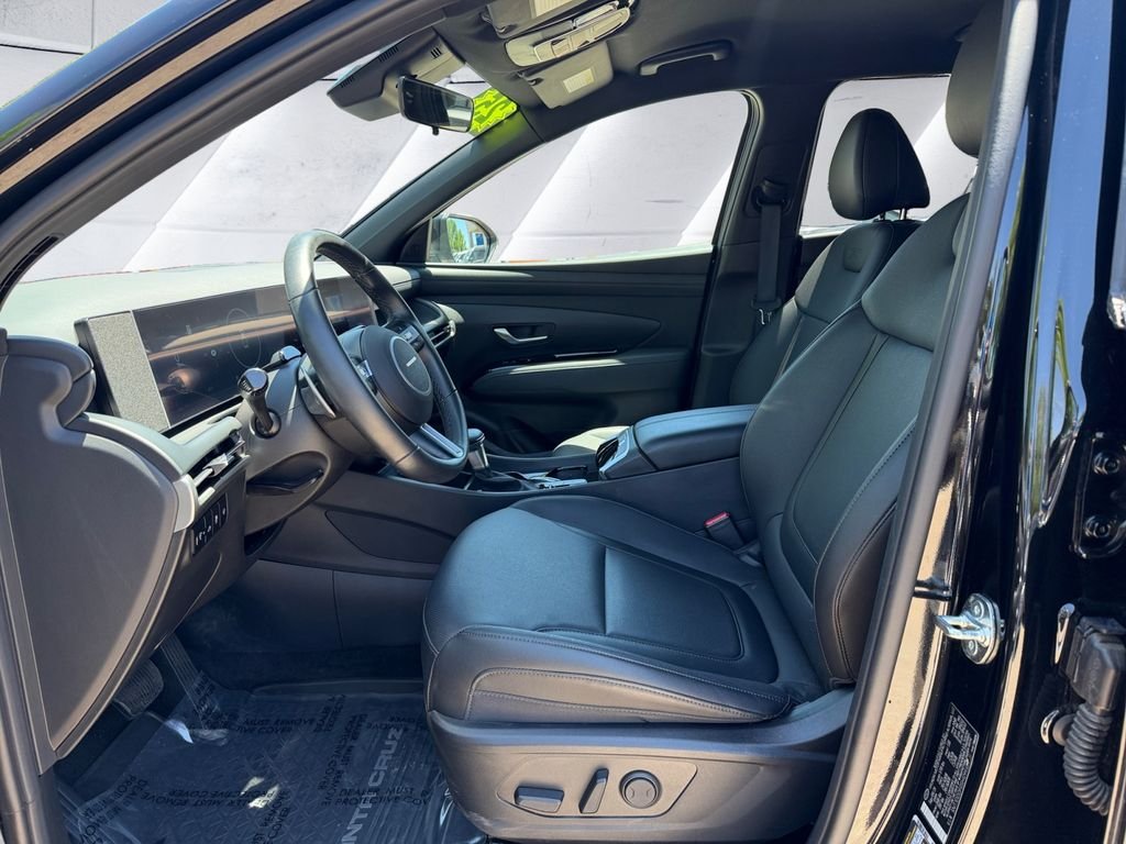 Used 2025 Black Hyundai XRT image 7