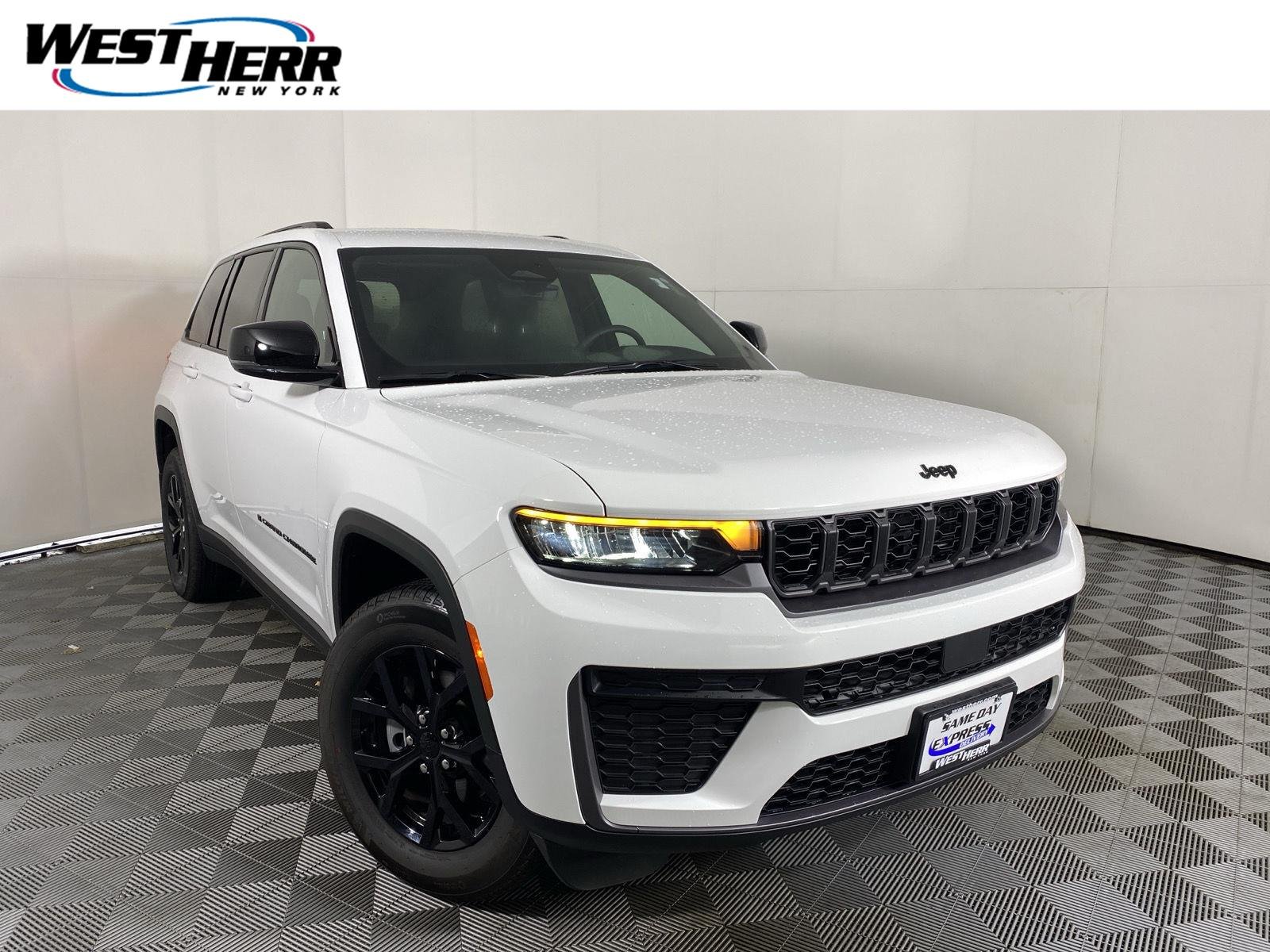 Used 2026 Bright White Clearcoat Jeep Laredo image 1