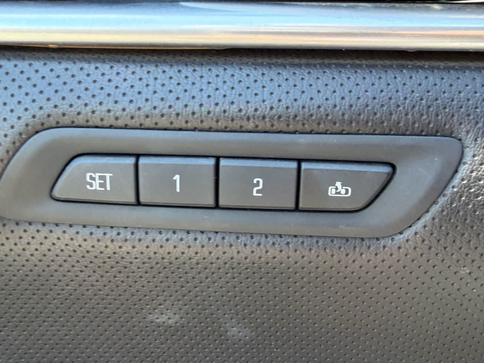 Used 2019 Radiant Silver Metallic Cadillac Luxury image 10