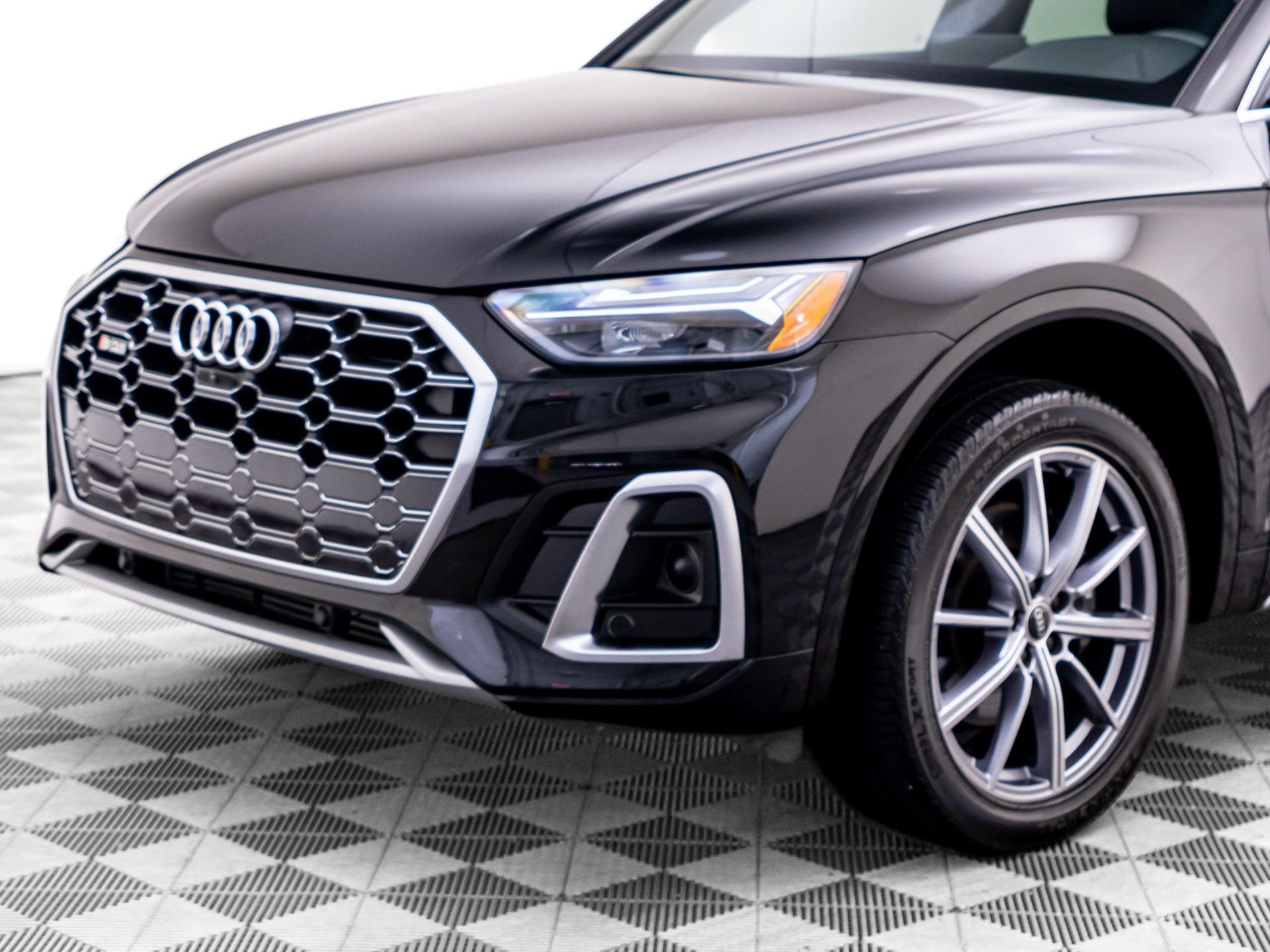 Used 2022 Black Audi Premium Plus image 37