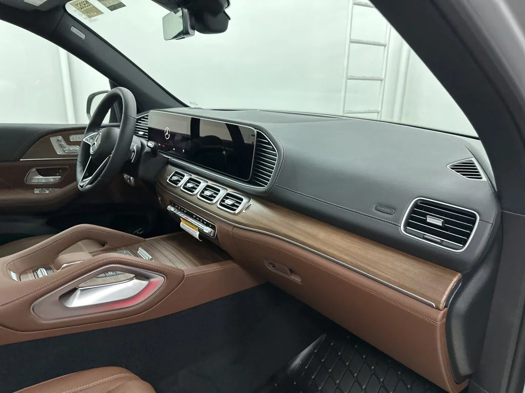 New 2026 White Mercedes-Benz GLE 580 image 24