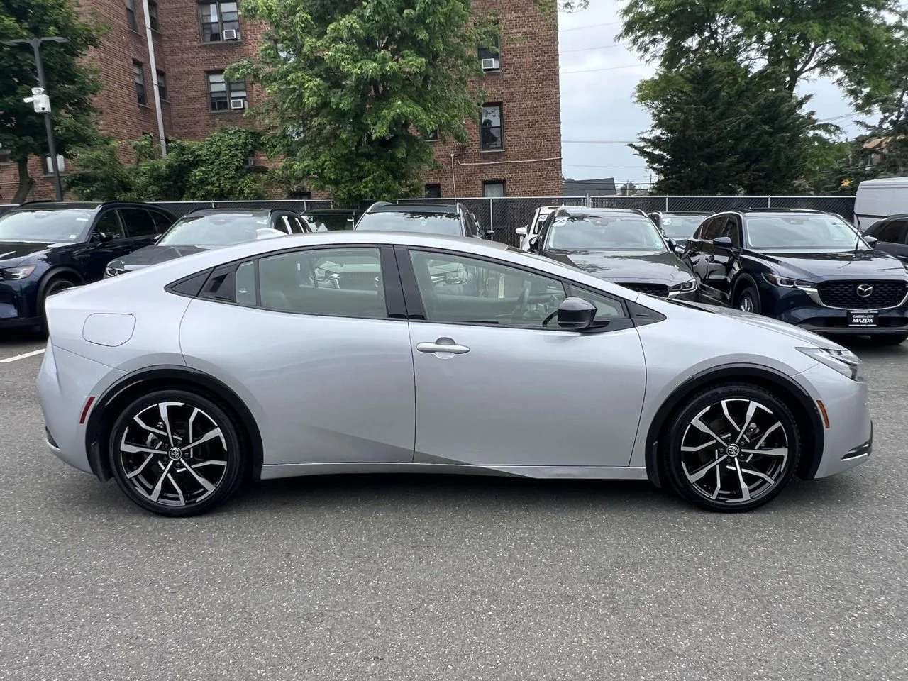 Used 2023 Cutting Edge Toyota XSE image 3