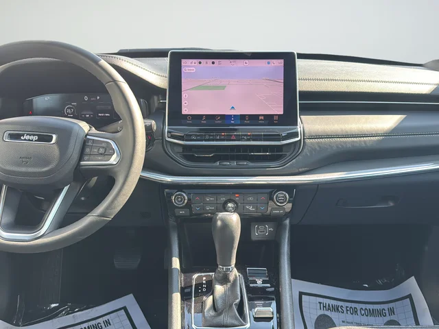 Used 2024 Silver Jeep Limited image 20