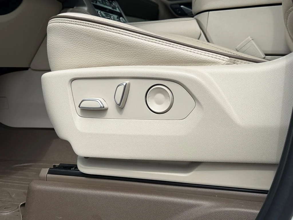 2022 GMC Yukon XL Denali - Photo 37
