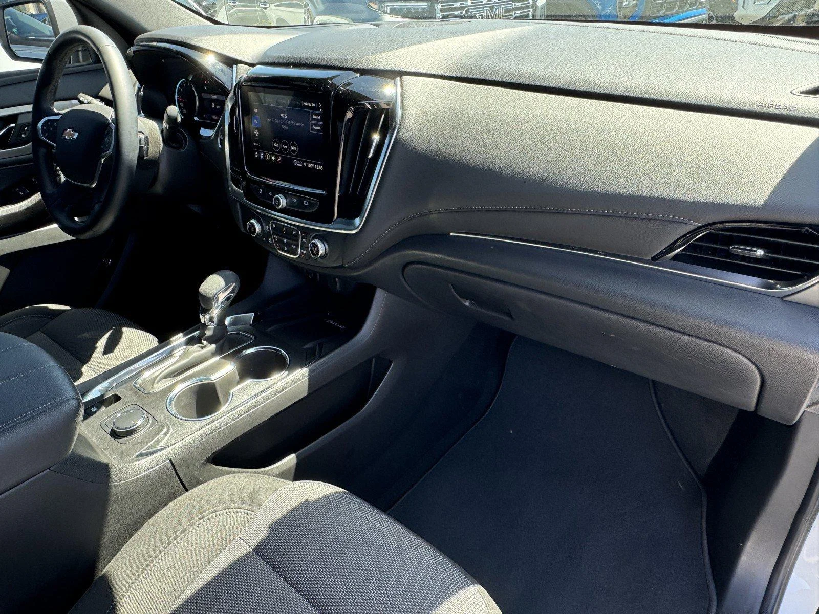 Used 2023 SUMMIT WHITE Chevrolet LT Cloth image 7