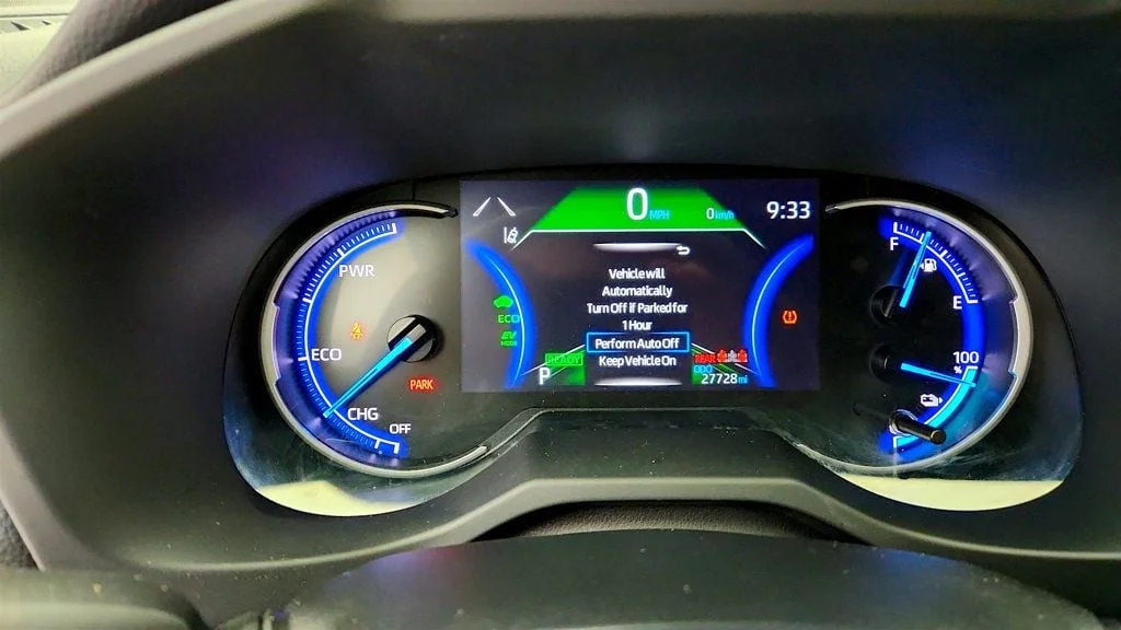Used 2023 Ice Cap Toyota SE w/ Weather & Moonroof Pkg image 16