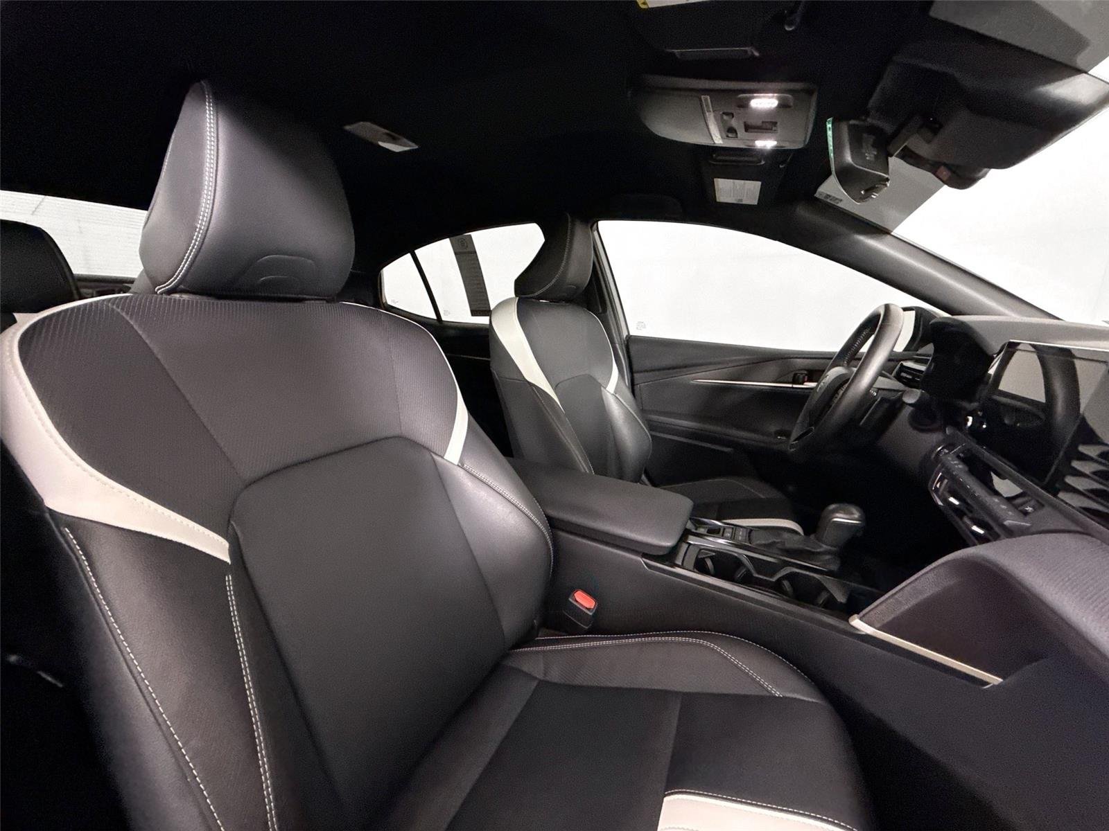Certified Used 2025 Heavy Metal Toyota SE image 42