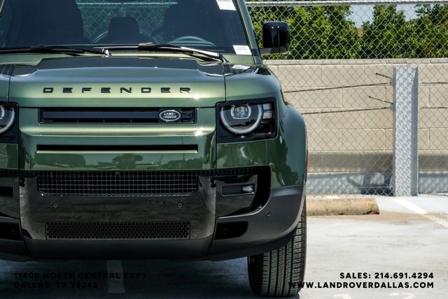 New 2026 Woolstone Green Metallic Land Rover S image 49