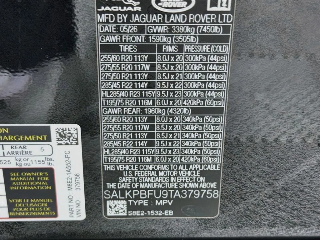 New 2026 Santorini Black Land Rover SE 7 Seats image 34