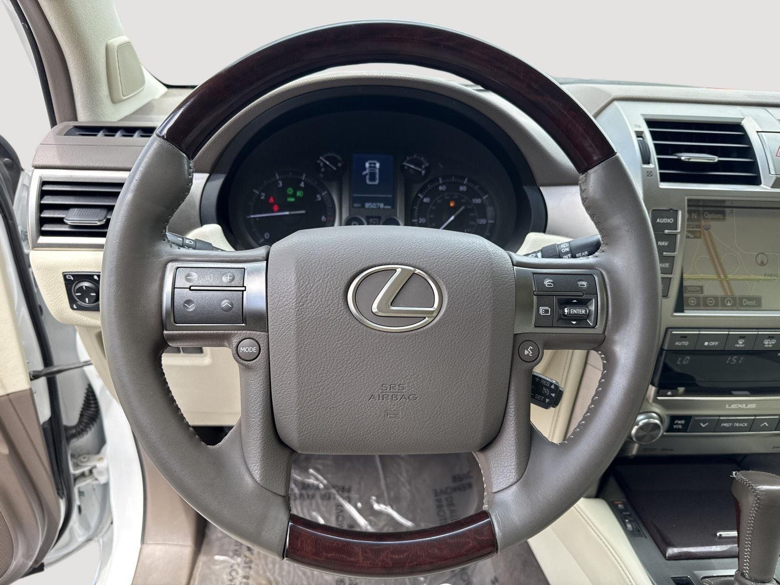 Used 2018 Starfire Pearl Lexus GX 460 Premium image 20