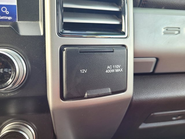 Used 2021  Ford King Ranch image 18