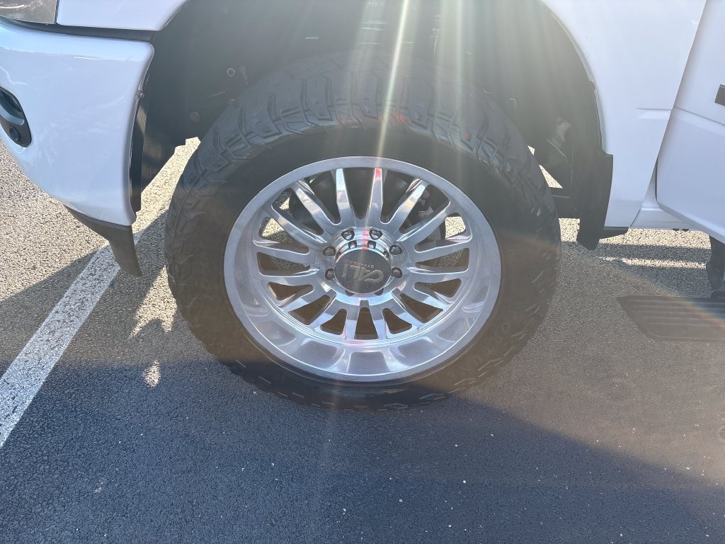 Used 2025 White Ram Laramie image 9