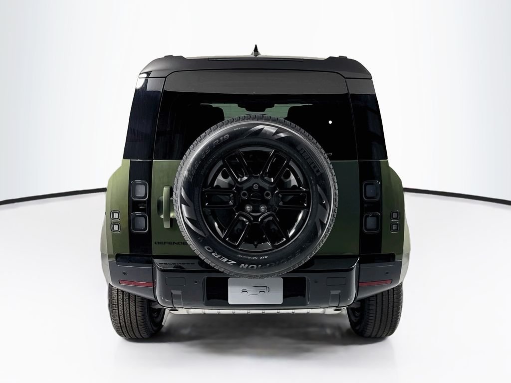 New 2026 Woolstone Green Land Rover S image 6
