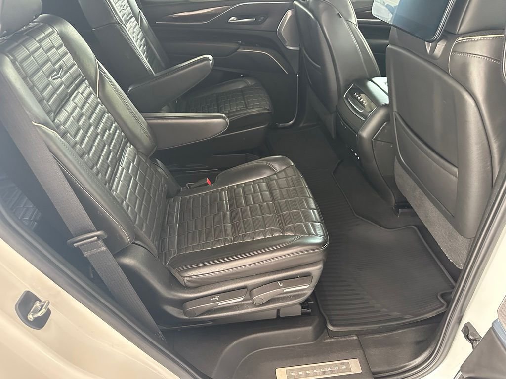 Used 2021 White Cadillac Sport Platinum image 35