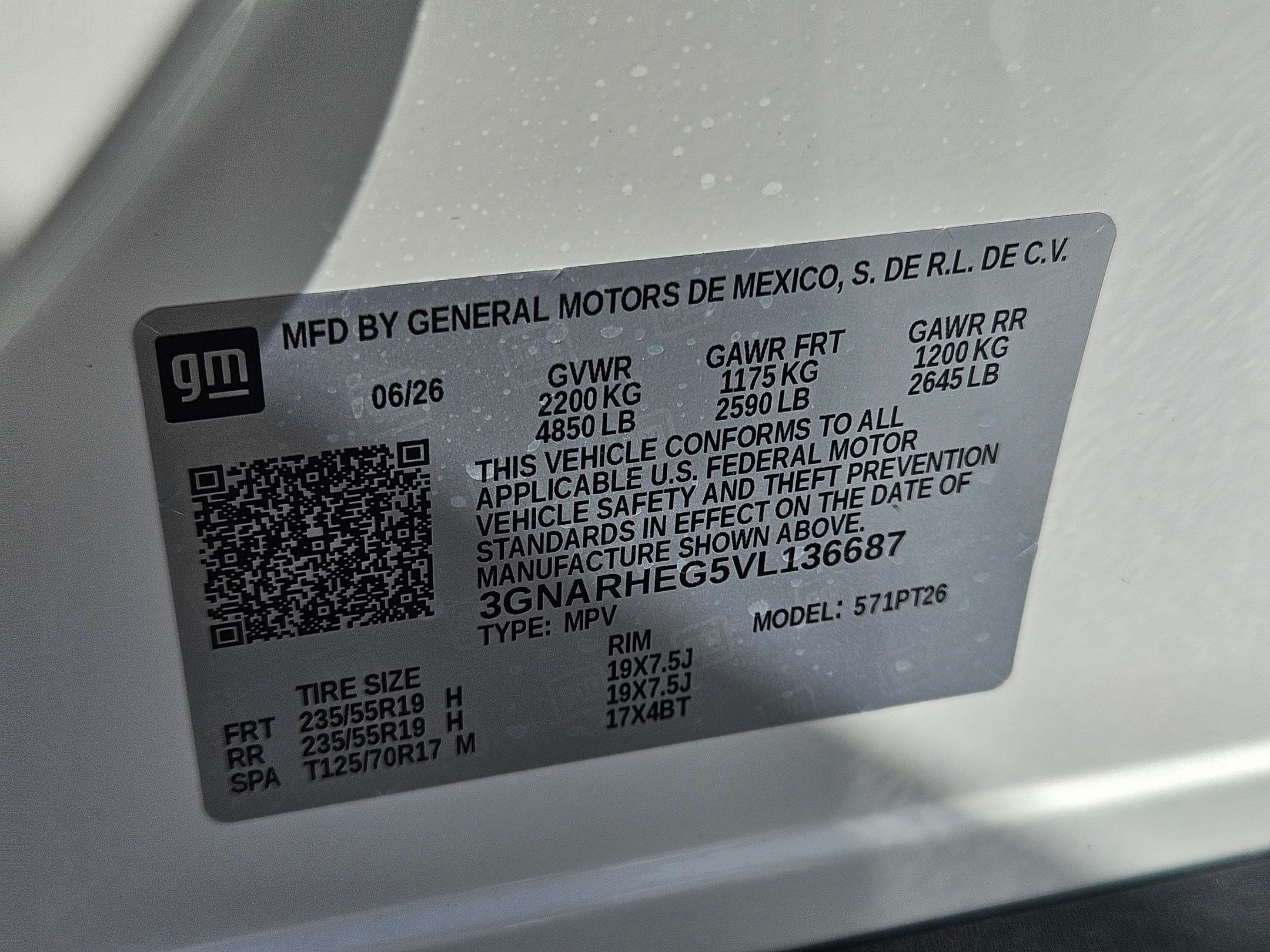 2027 Chevrolet Equinox LT - Photo 17
