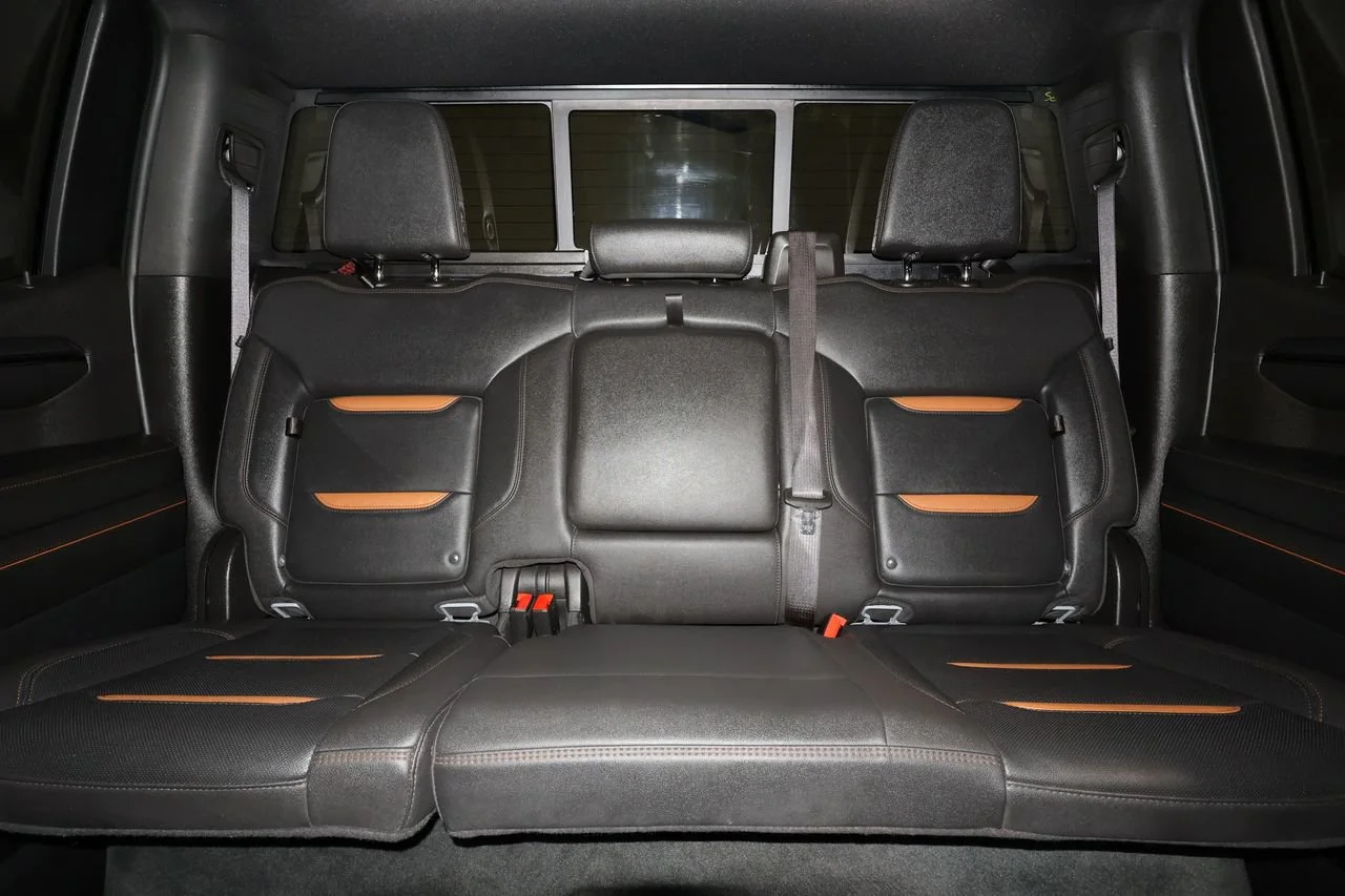 Used 2024 Thunderstorm Gray GMC AT4 image 33