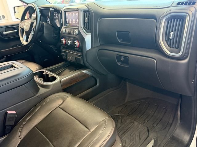 Used 2019 Silver GMC SLT image 17