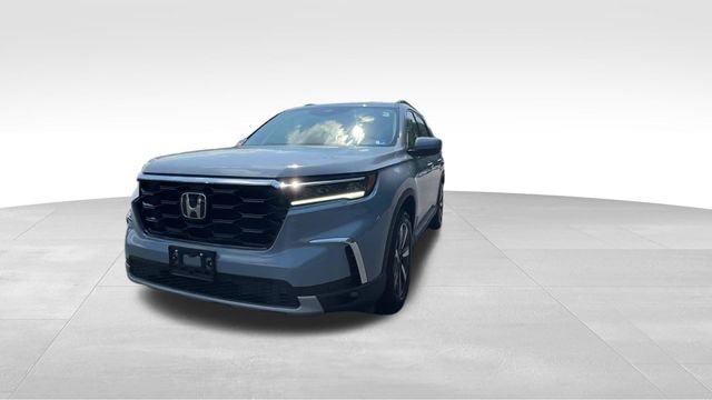 Certified Used 2023 Sonic Gray Pearl Honda 2WD TRG image 9