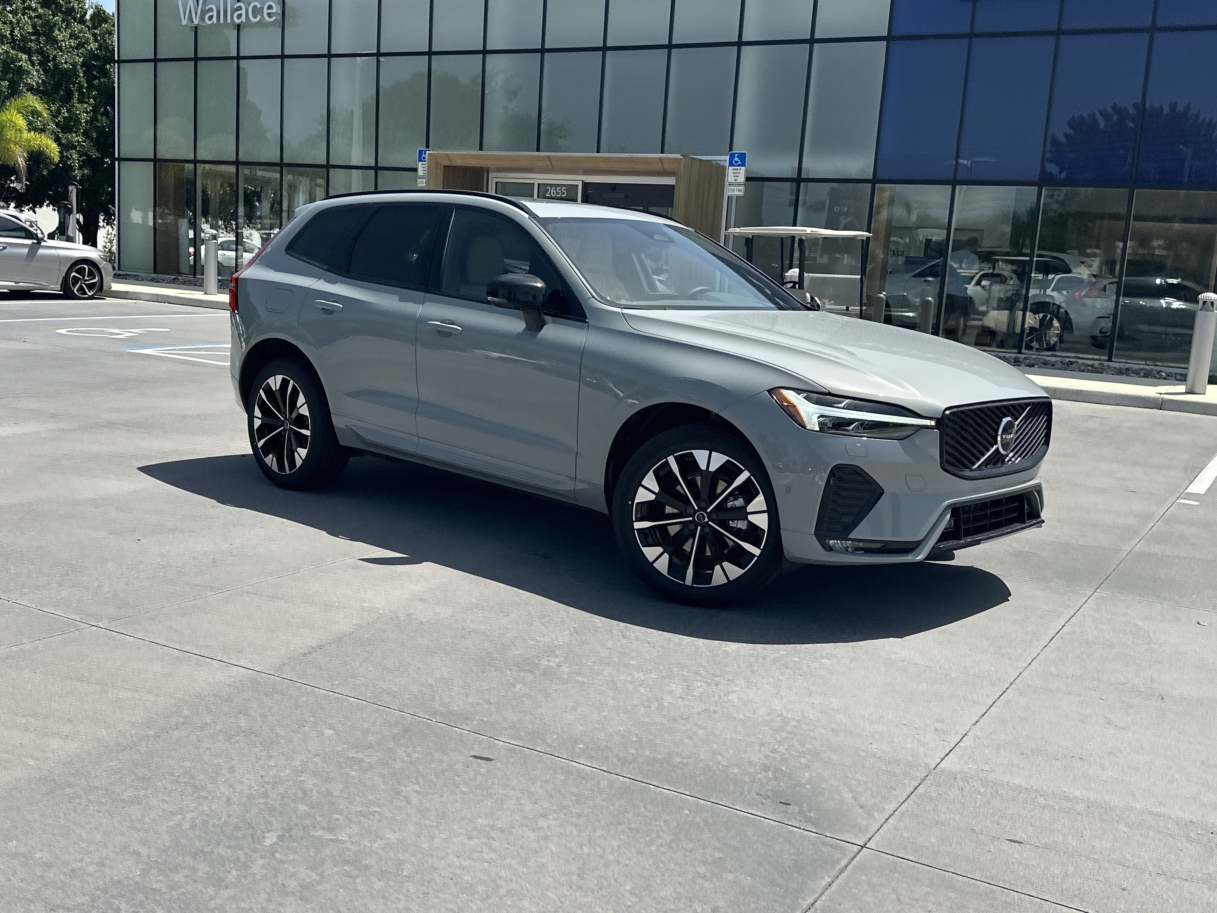 New 2026 Vapour Grey Volvo Plus image 2