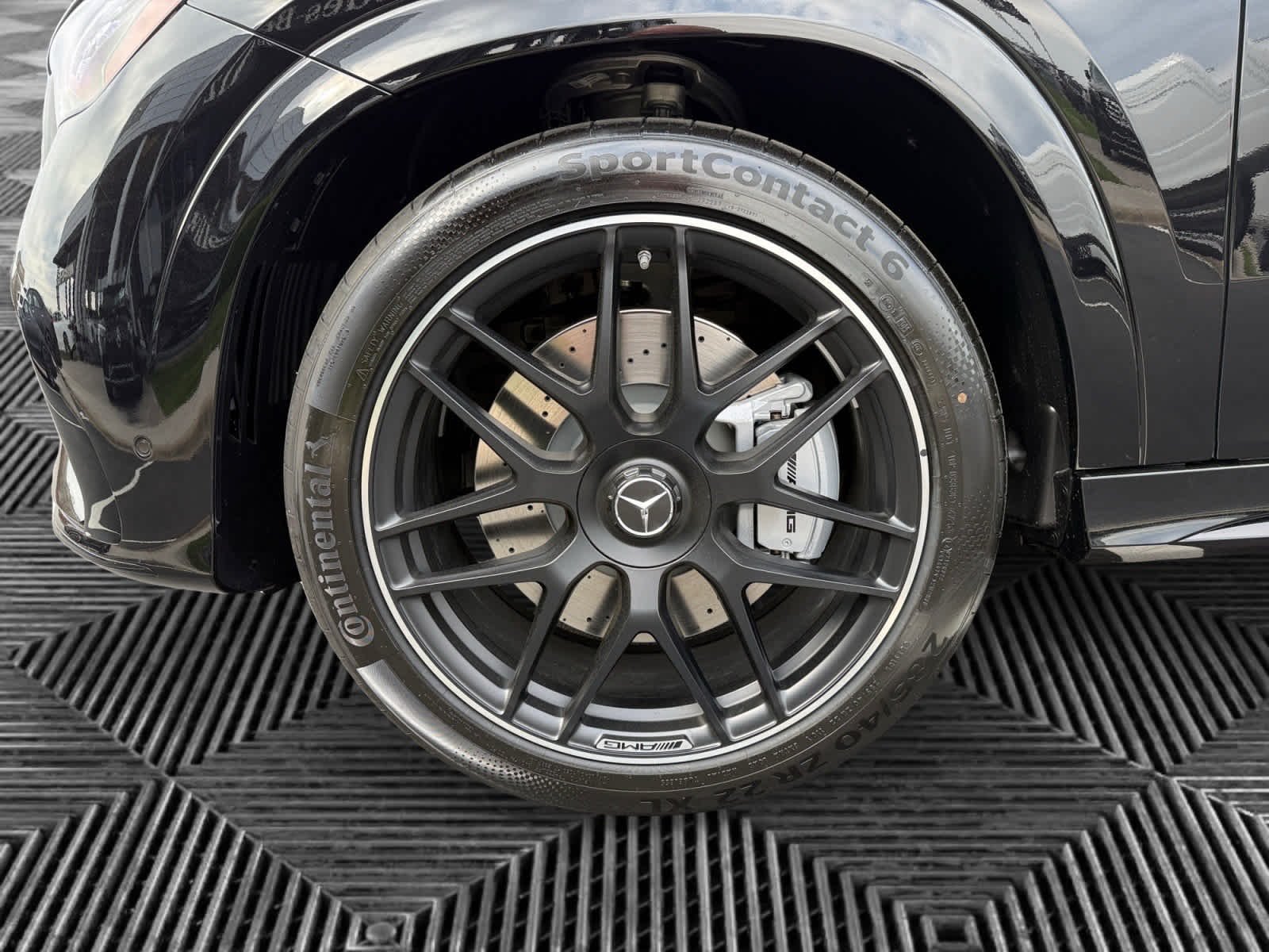New 2026 Obsidian Black Metallic Mercedes-Benz AMG® GLE 53 image 9